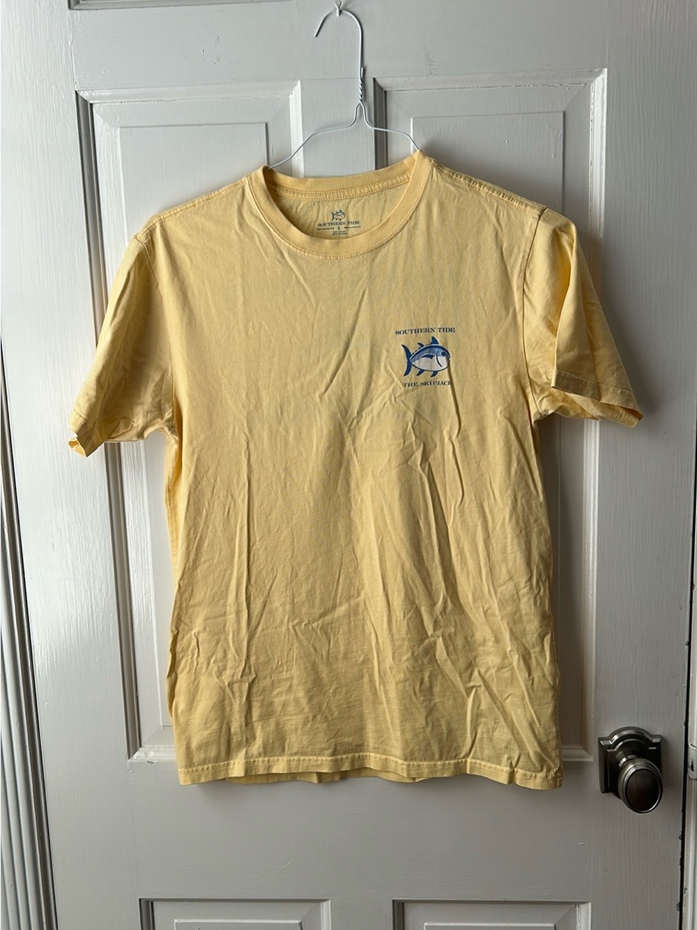 Southern Tide T Shirt Small Yellow Short Sleeve Fishing Skipjack Boat
